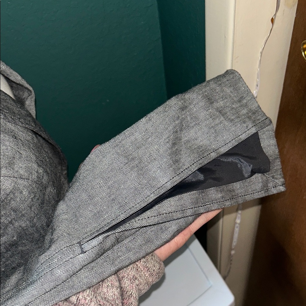 Anthropologie Cropped Blazer - Picture 3 of 5